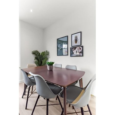 Modern And Hearty House Apartment Enfield Exterior photo